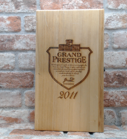 Hertog Jan Grand Prestige 2011 en 2018 incl houten kist 2011 Barleywine