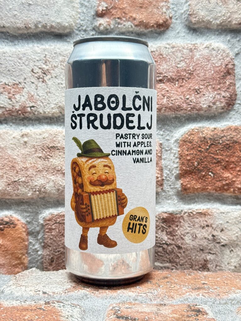 Jabolcni Strudelj- Apple Strudel