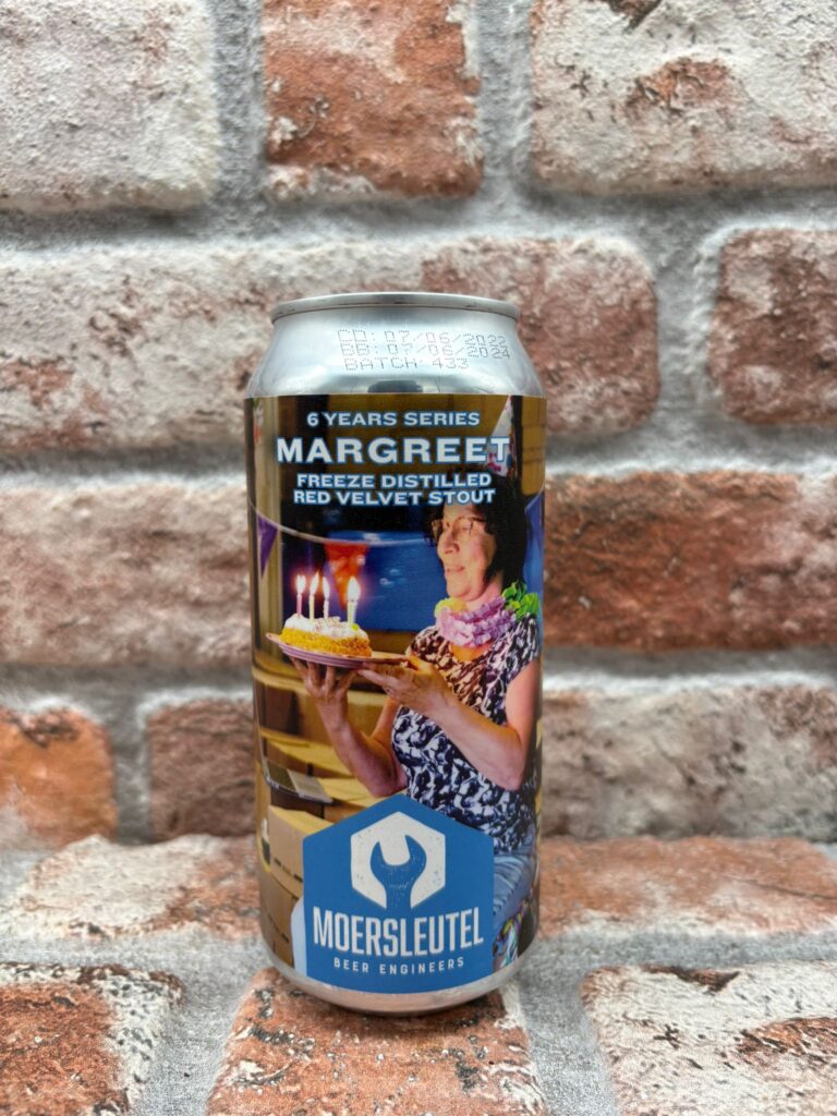 Moersleutel Margreet Free Distilled Red Velvet 2022