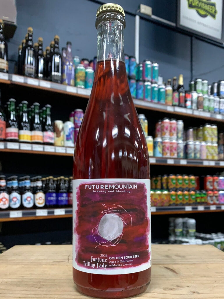 Future Mountain Fortune Telling Lady Golden Sour 2021