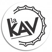 LA KAV