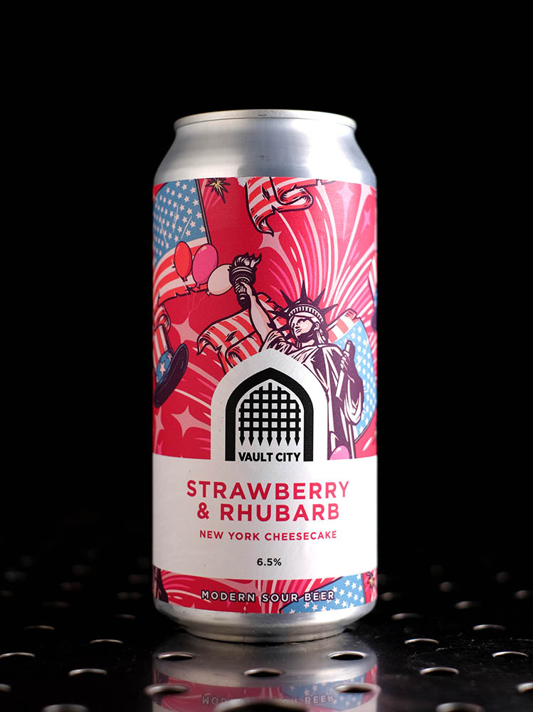 Vault City | Strawberry & Rhubarb New York Cheesecake | Pastry Sour | 6,7%